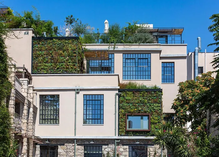 Foundry Suites